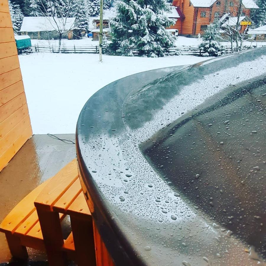 Сімейний Номер 1 Садиба У Ані Synevyrsʼka Polyana Exterior foto